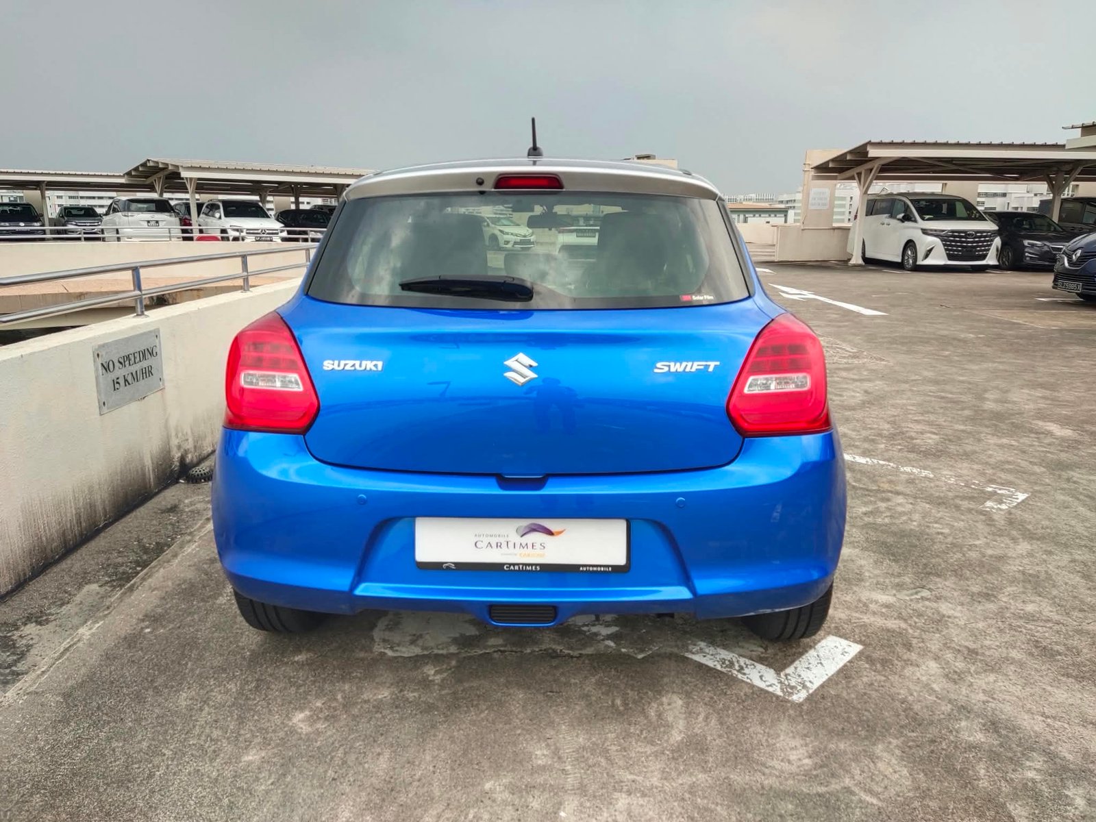 Suzuki Swift 1.0 Turbo GLX photo 5